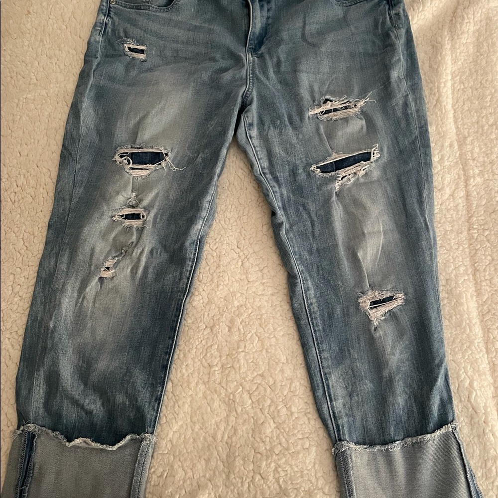 New York & Co Distressed Denim Jeans